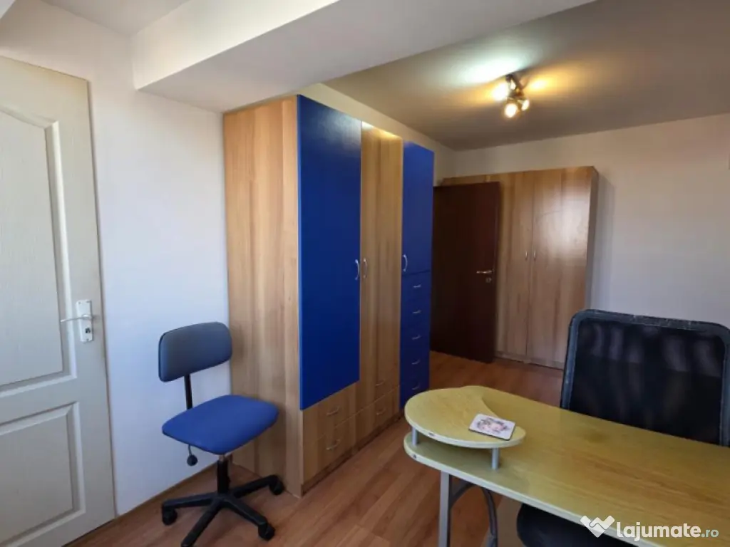 3 CAMERE UNIRII ROND PIATA ALBA IULIA 