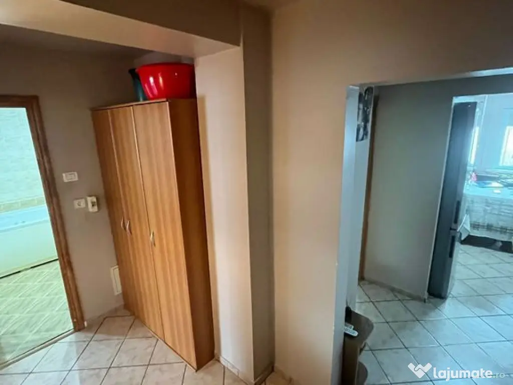 Apartament 3 camere Faleza Nord 