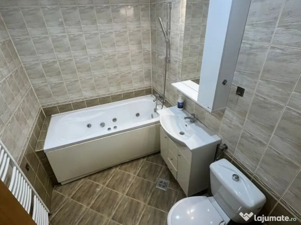 Apartament 3 camere Faleza Nord 