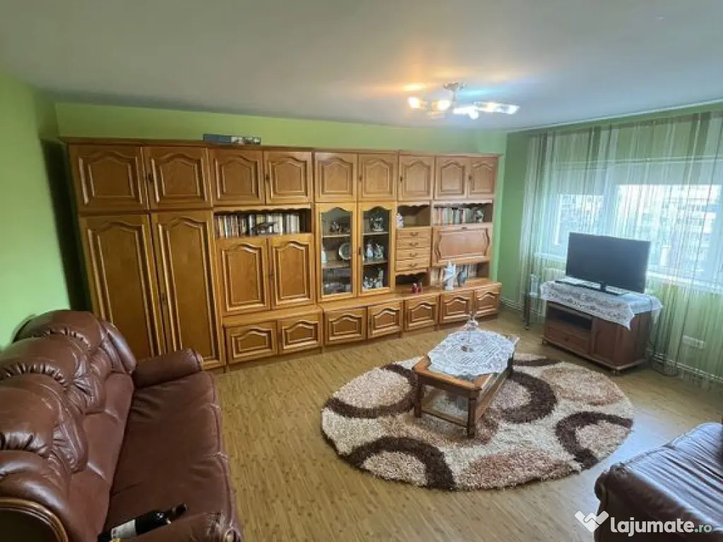 Apartament 3 camere Faleza Nord 