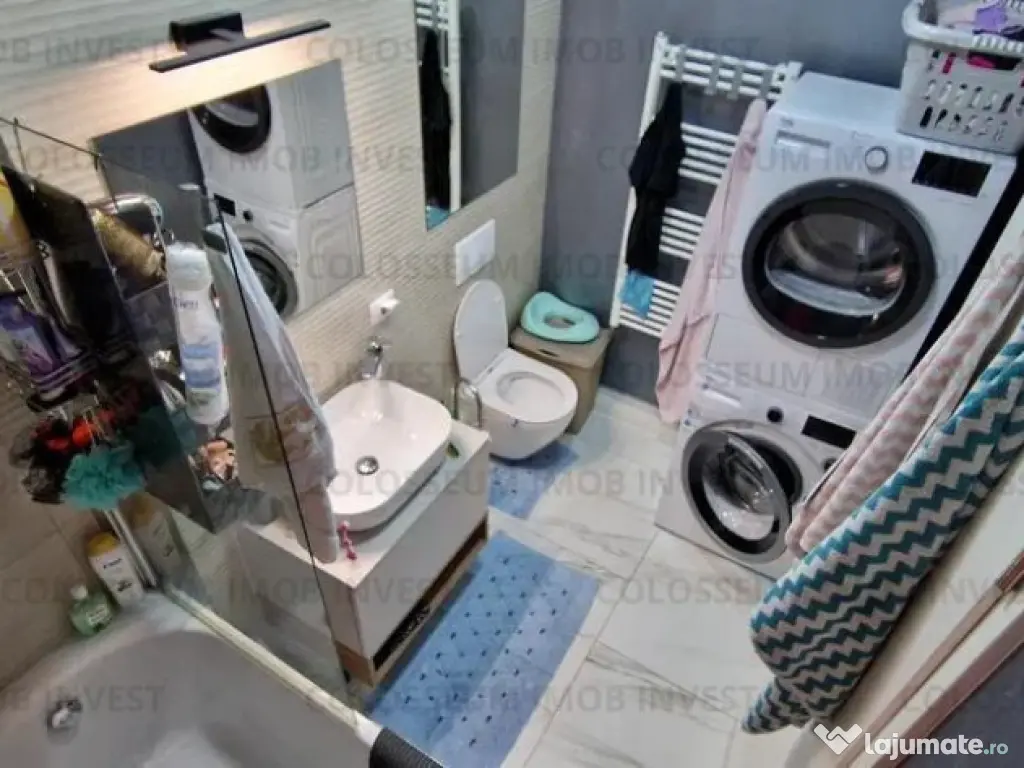 Apartament 2 camere , decomandat - zona Tractorul 