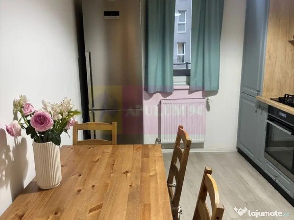 De vânzare apartament cu 2 camere și loc de parcare, 12... 