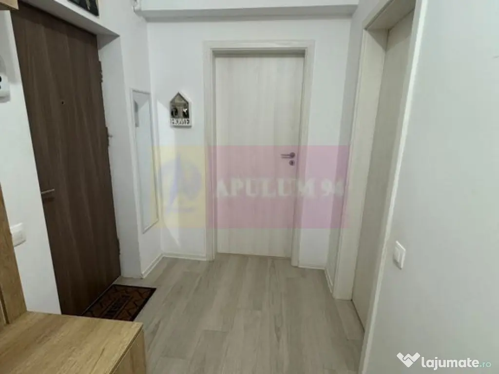 De vânzare apartament cu 2 camere și loc de parcare, 12... 