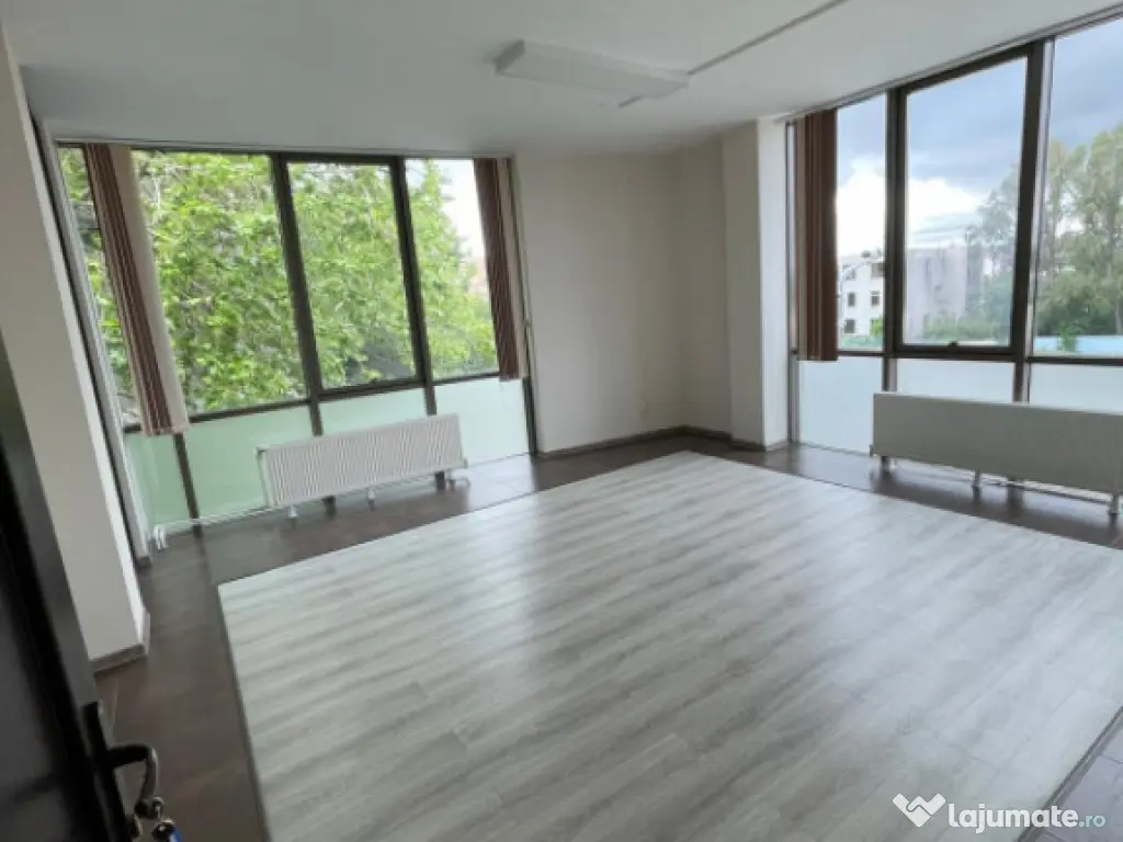 Spatiu comercial, termen lung, zona Faleza Nord 