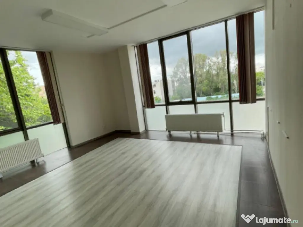 Spatiu comercial, termen lung, zona Faleza Nord 