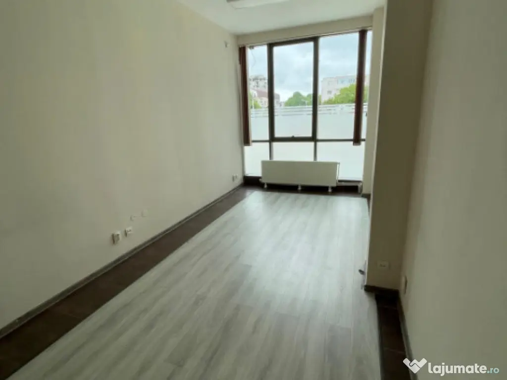 Spatiu comercial, termen lung, zona Faleza Nord 