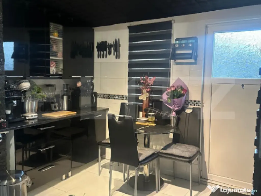 Casă 5 camere | Zonă semicentrală | Curte proprie | 100 m 