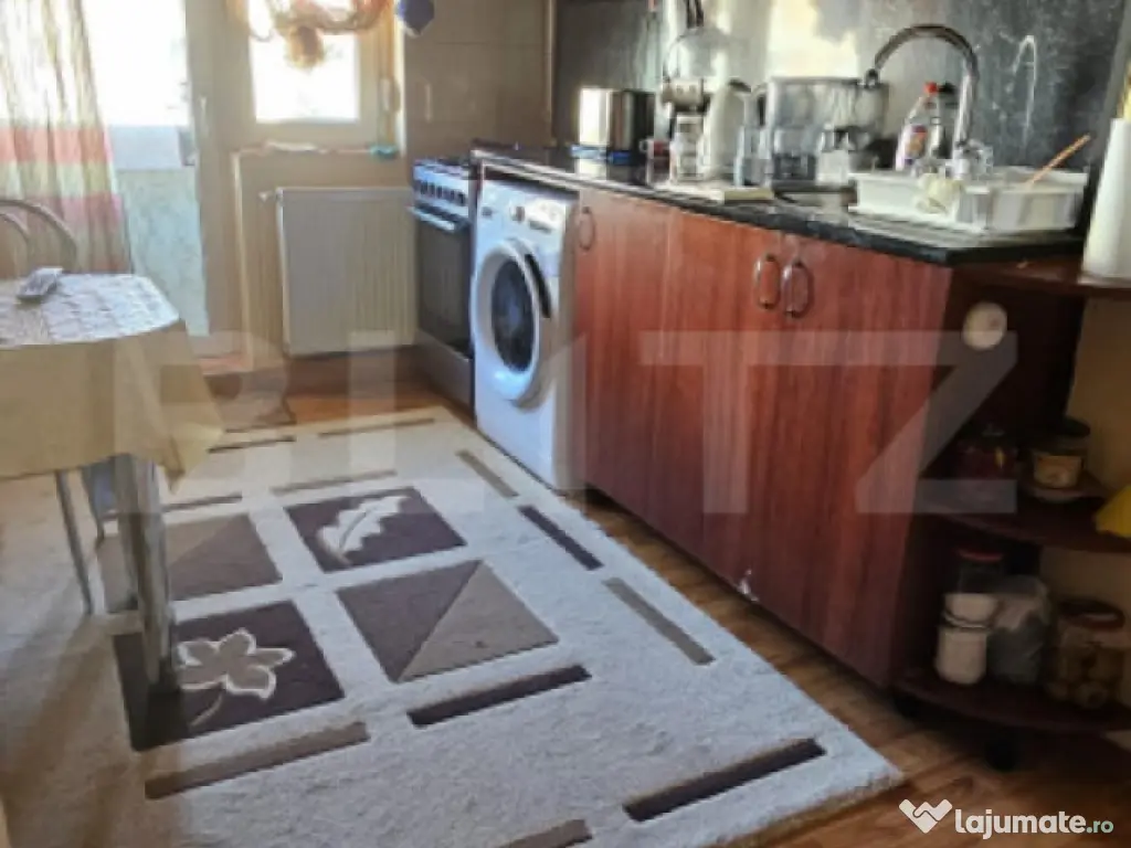 Apartament cu 2 camere zona Carpati 2 