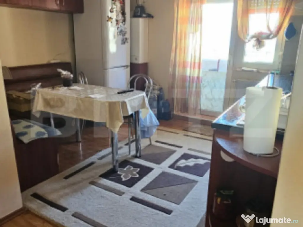 Apartament cu 2 camere zona Carpati 2 