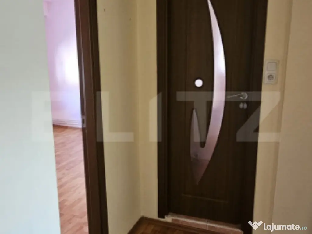 Apartament cu 2 camere zona Carpati 2 