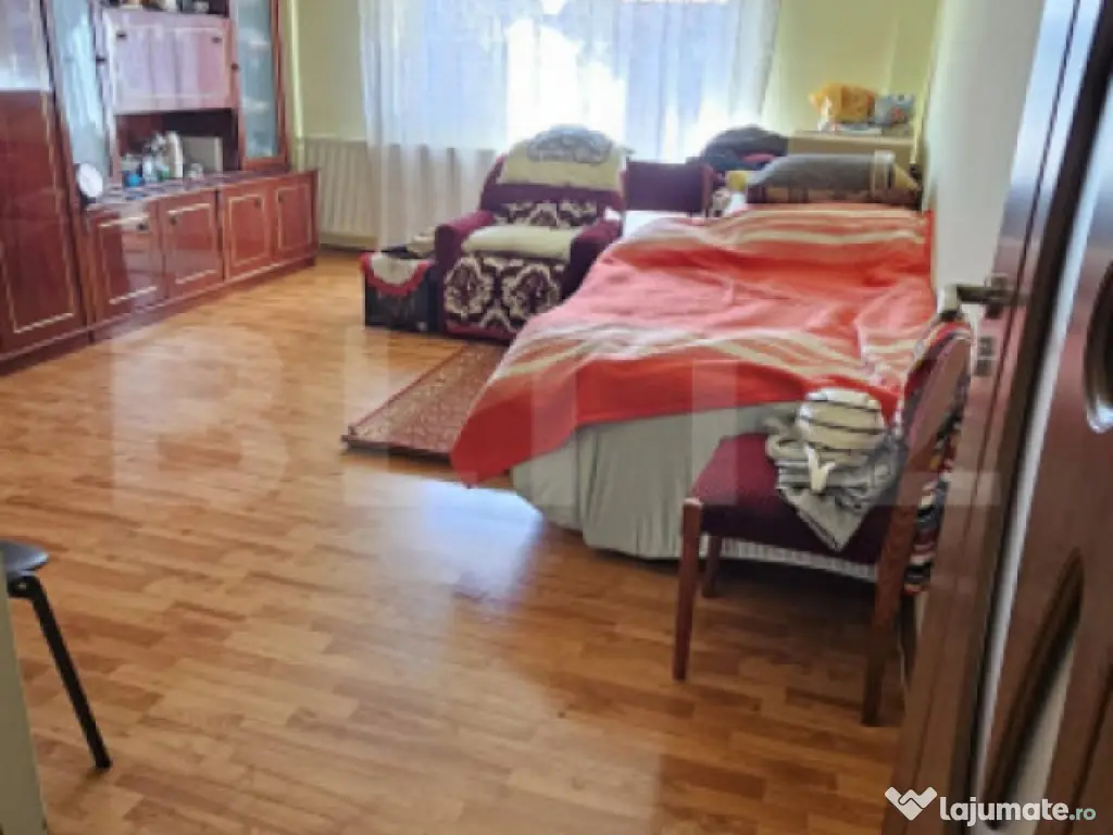 Apartament cu 2 camere zona Carpati 2 