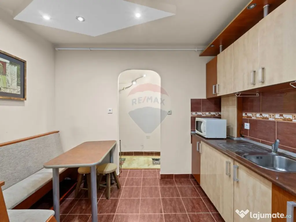 Apartament cu 2 camere de închiriat în zona Micalaca 