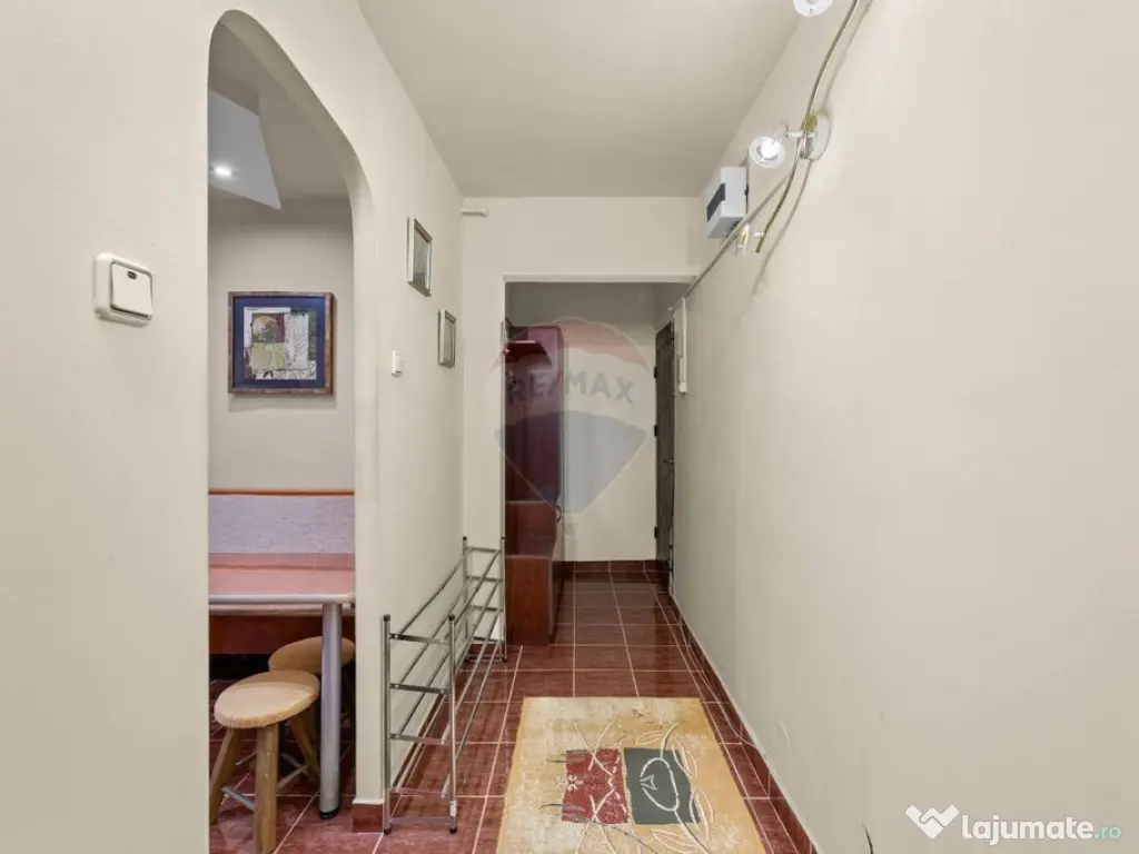 Apartament cu 2 camere de închiriat în zona Micalaca 