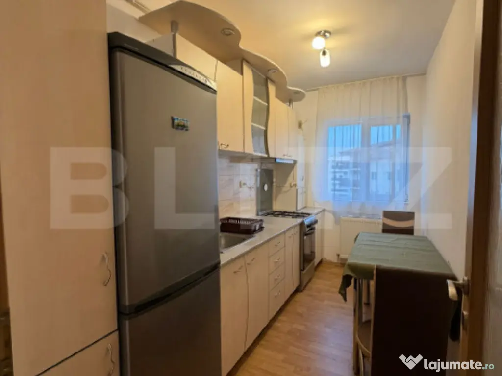 Apartament 1 camera, decomandat, parcare, zona Florilor 