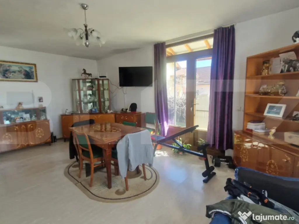 Casa 5 camere Tarlungeni (nu Izvor) teren 800 m, cartier no 