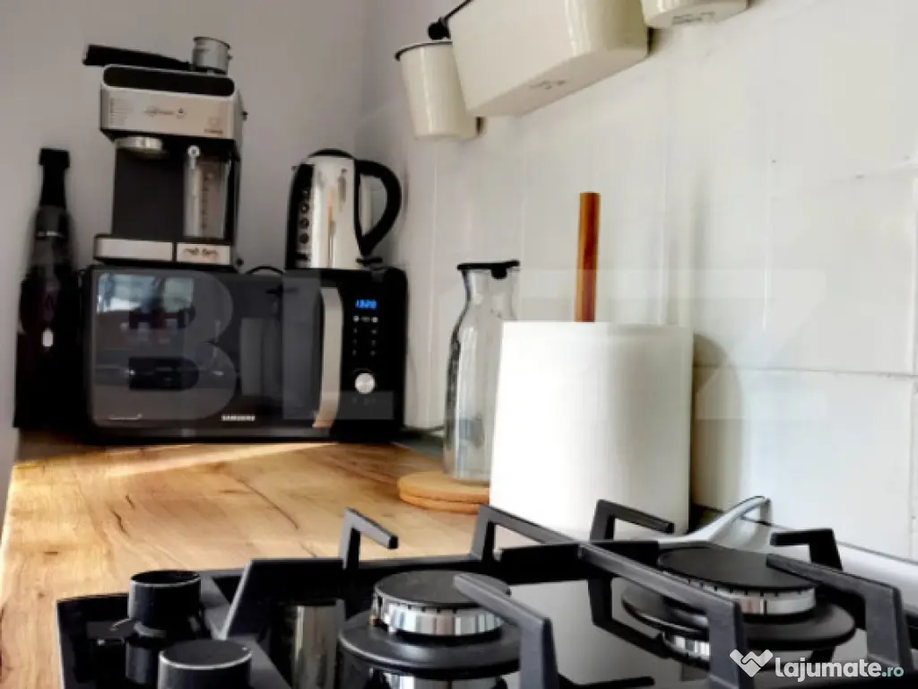 Investiție rară la Colibița – 3 cabane aproape de lac, 