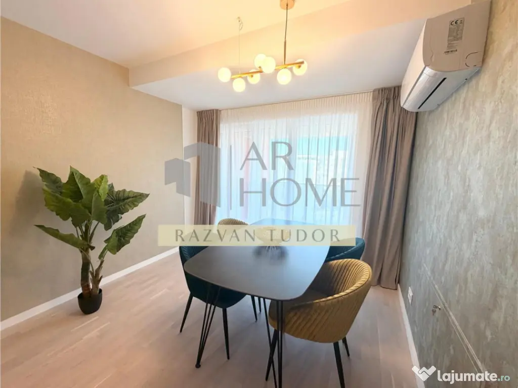 Apartament 3 camere, loc de parcare , Ploiesti, ultracentral 