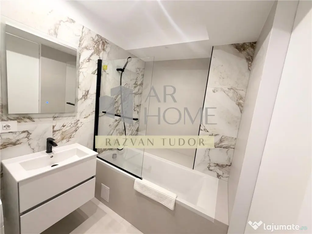 Apartament 3 camere, loc de parcare , Ploiesti, ultracentral 