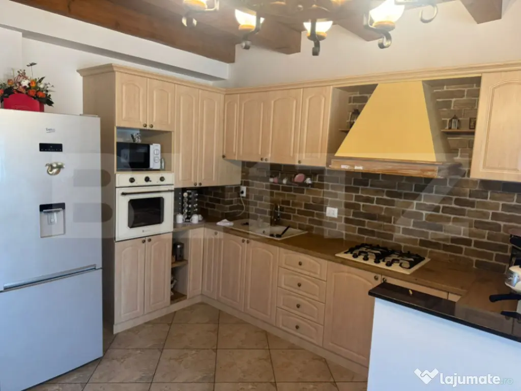 Casa la Gherla, Ultrafinisat - Foarte aproape de oras 