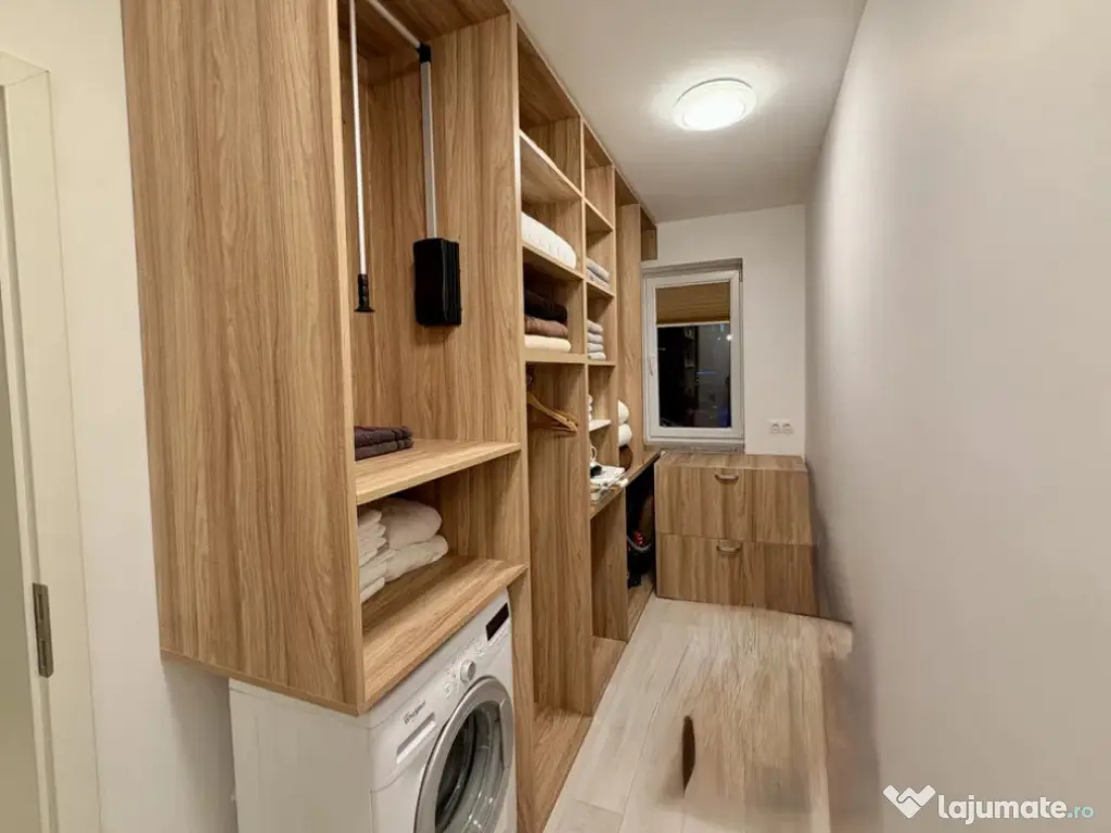 Apartament cu 2 camere, suprafata generoasa de 60mp, loc de 