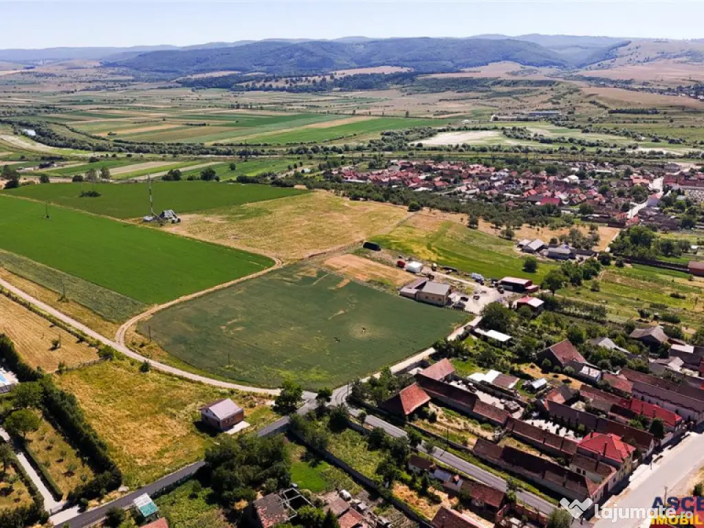 FILM! 1.400 mp, teren intravilan, in Maierus, Brasov 
