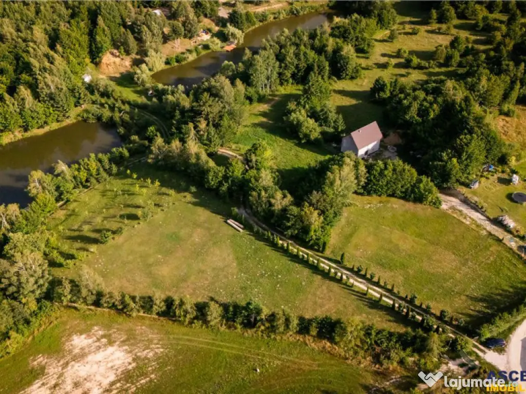 FILM! Oaza paradisiaca cu lac, vedere catre Bucegi, Glajerie 