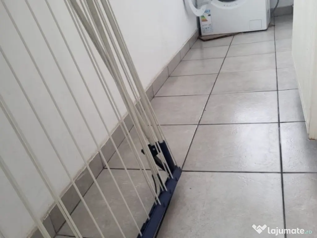 Baba novac rond dristor etaj 3 decomandat 