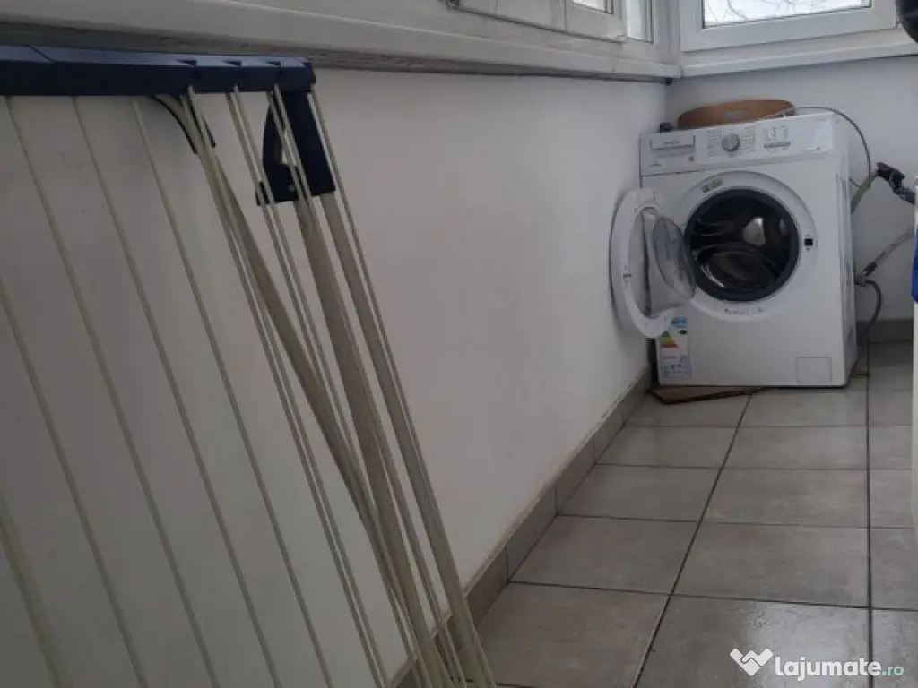 Baba novac rond dristor etaj 3 decomandat 