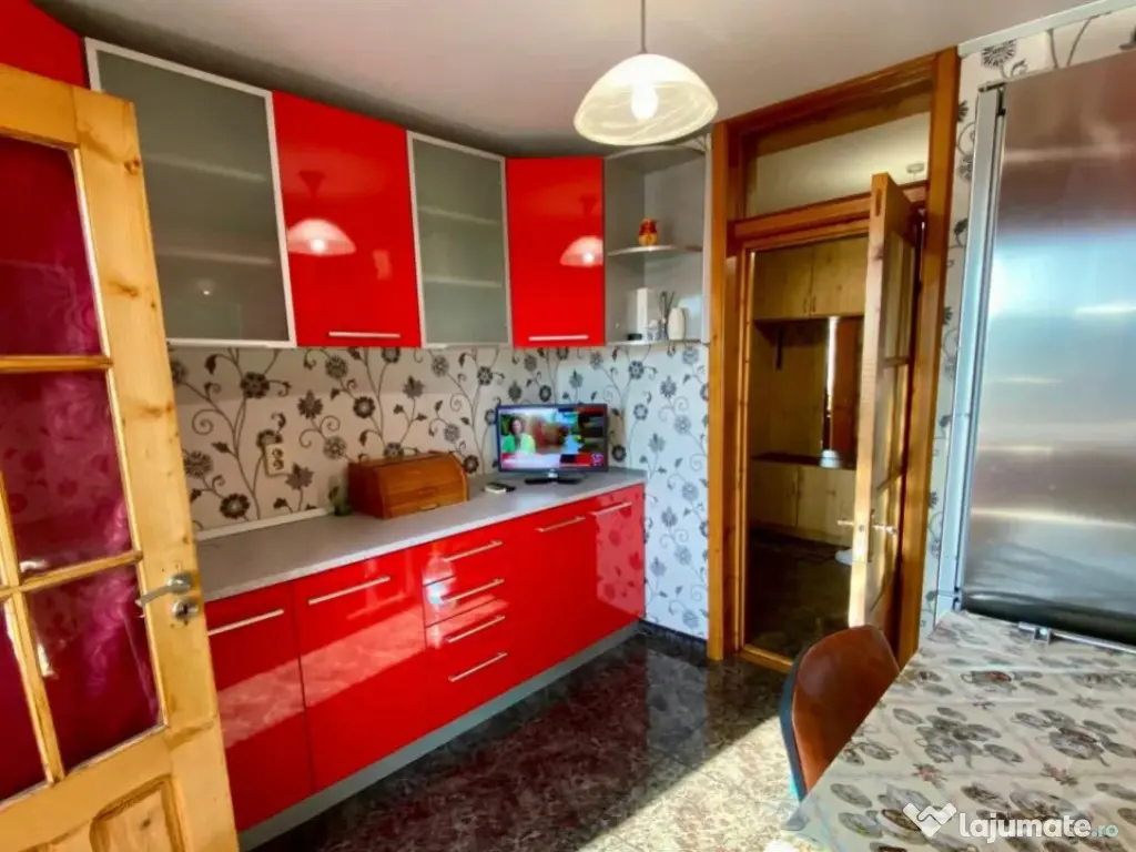 Apartament 2 camere situat in Str. Decebal- Bd. Daciei 