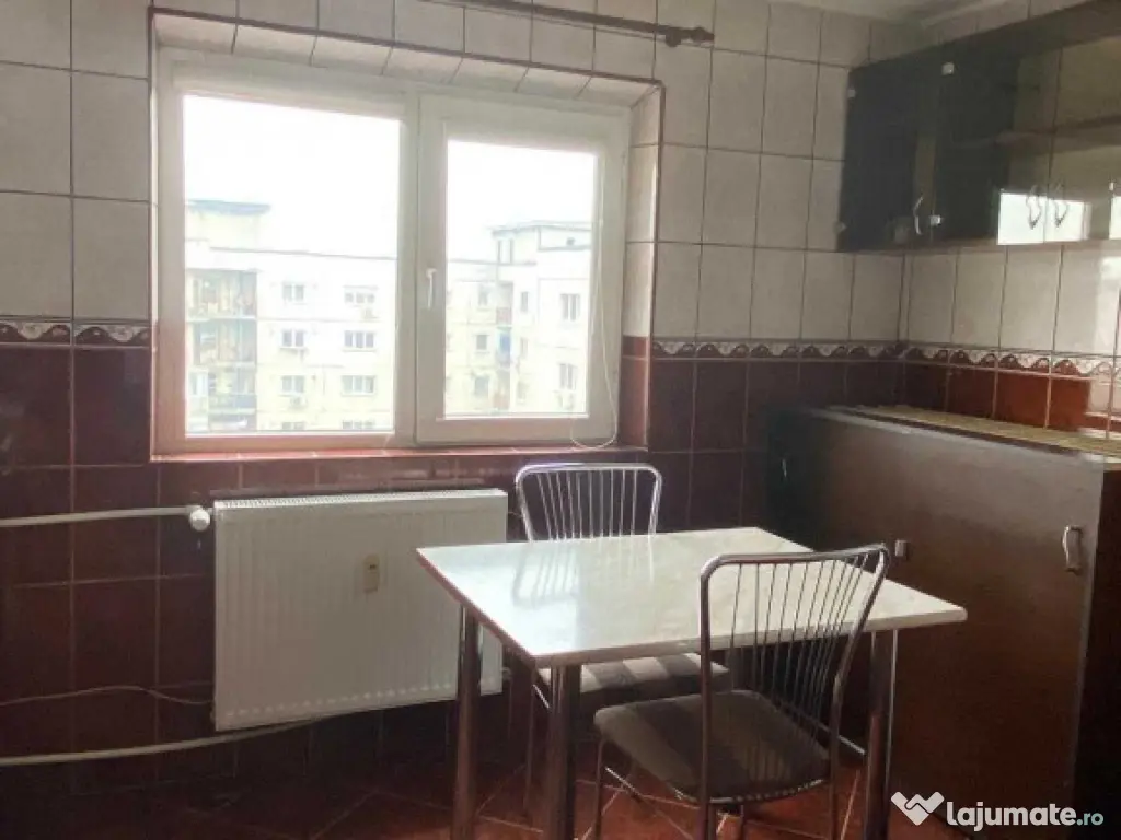 Brancoveanu piata sudului etaj 8 