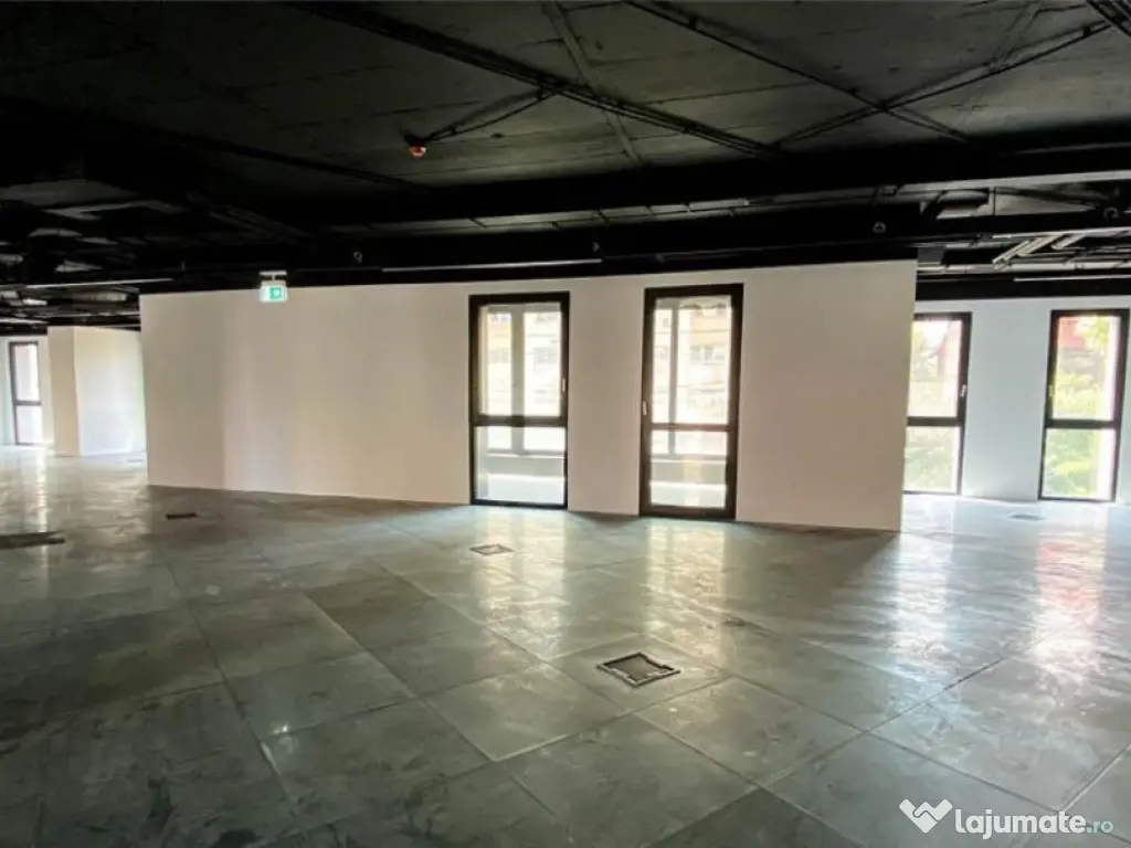 Dacia Spatiu Birouri 15 Euro/ mp 