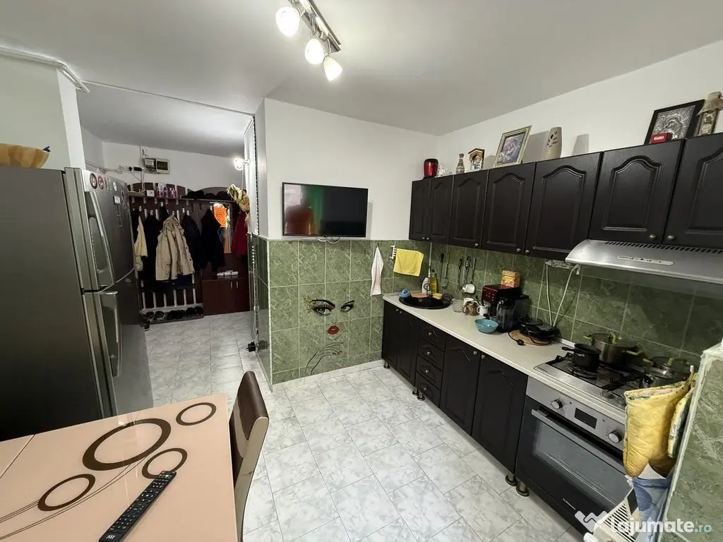 Apartament 3 camere zona Tomis Nord 