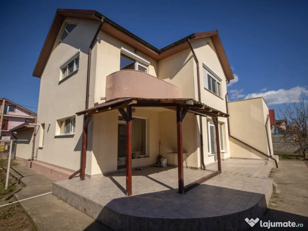 Casa P+1, situata in orasul Navodari 