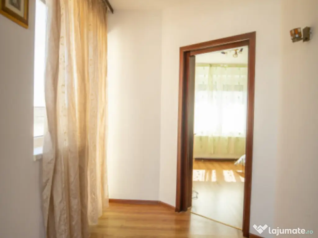 Casa P+1, situata in orasul Navodari 