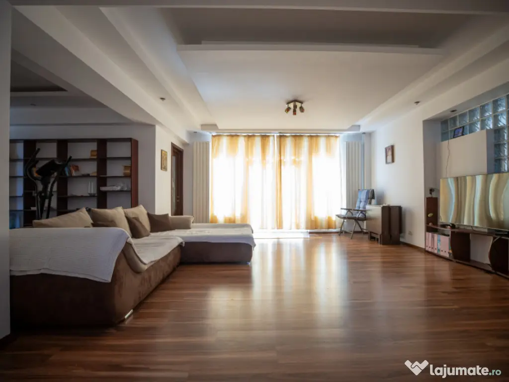 Casa P+1, situata in orasul Navodari 