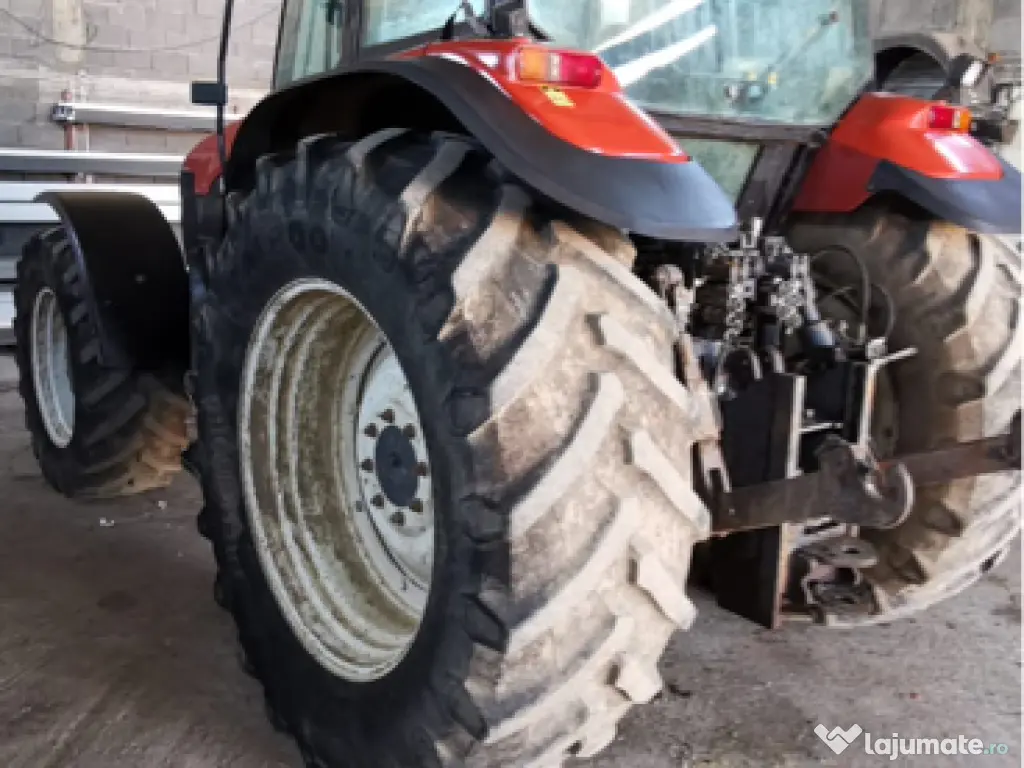 Tractor New Holland M135 