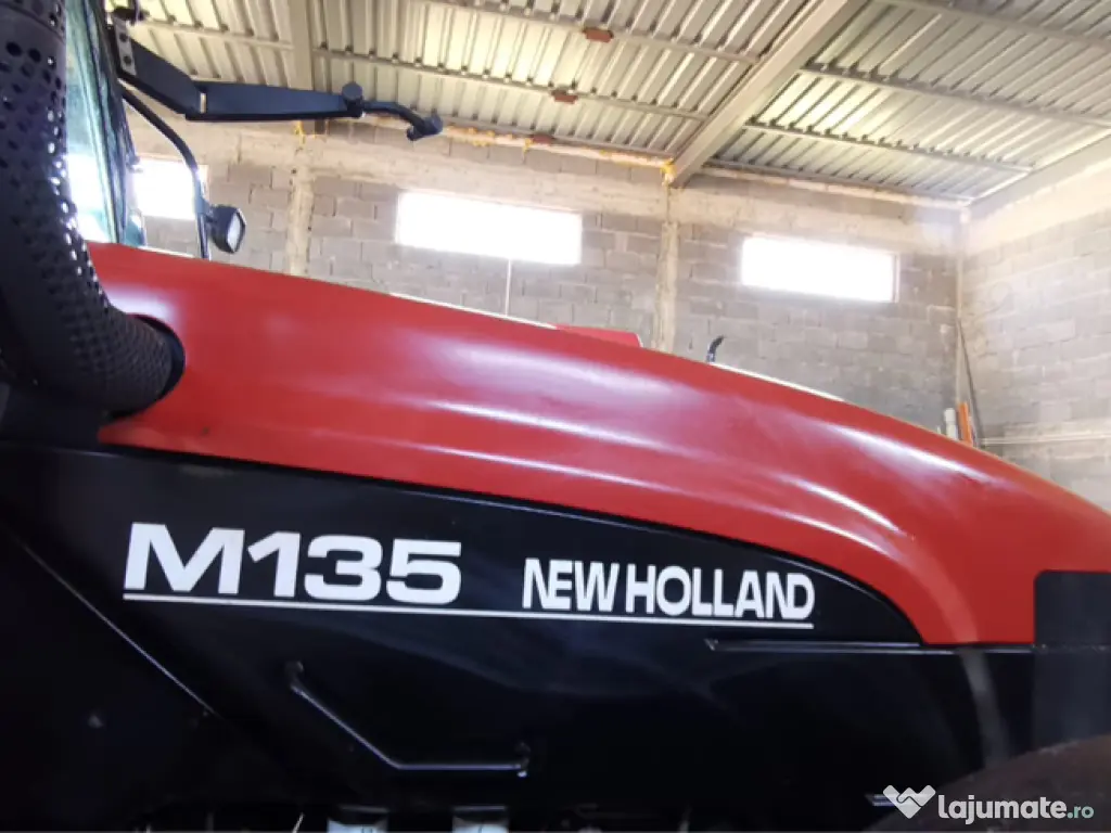 Tractor New Holland M135 