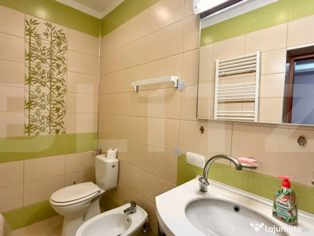 Apartament la casa , 50 mp , 2 camere , curte comună 