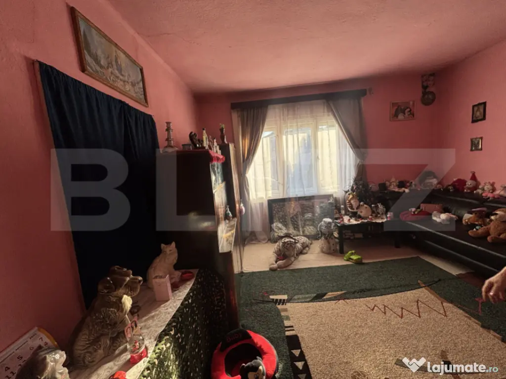 Casa de vanzare, 3 camere 