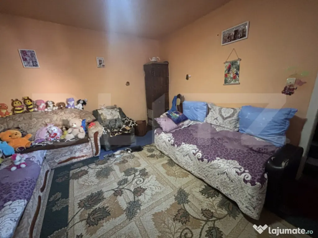 Casa de vanzare, 3 camere 