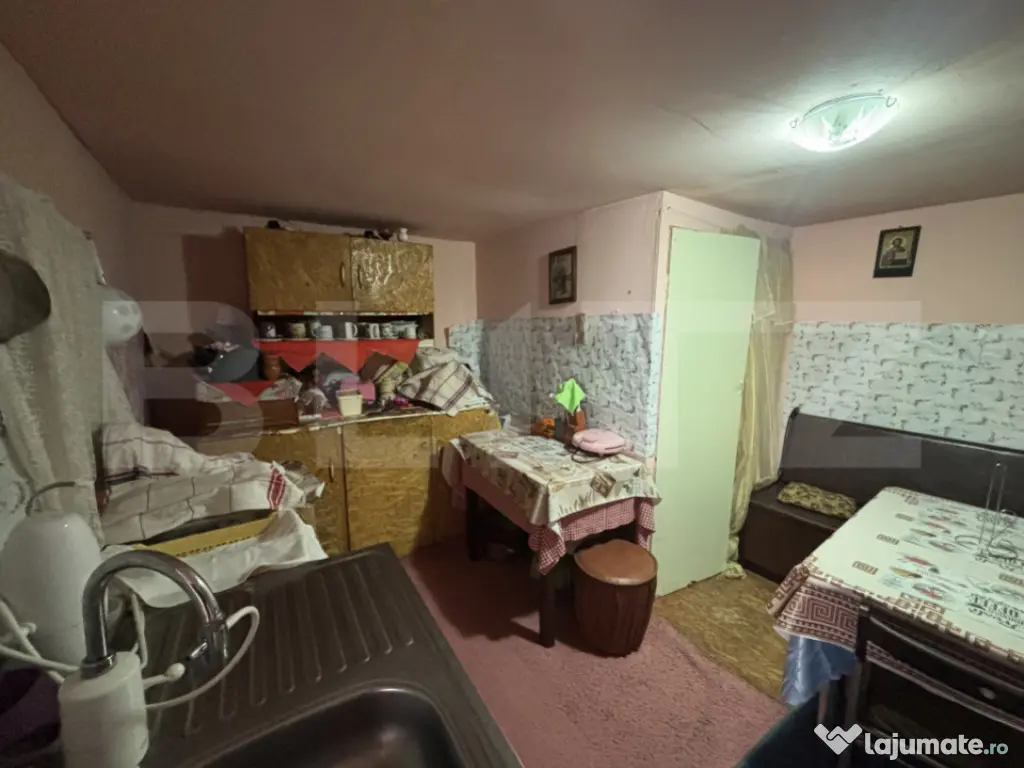 Casa de vanzare, 3 camere 