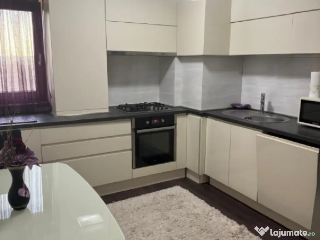 Apartament 4 camere, 90,34 mp, Central 