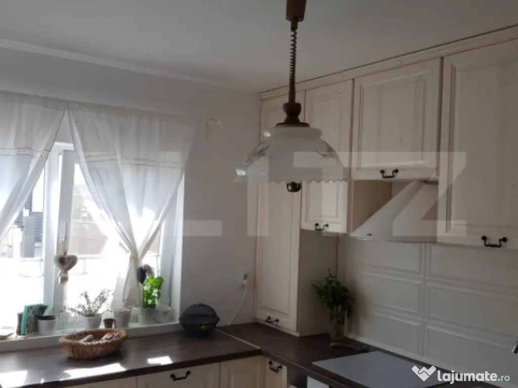 Casa cocheta tip duplex de vanzare in zona spitalului oncolo 