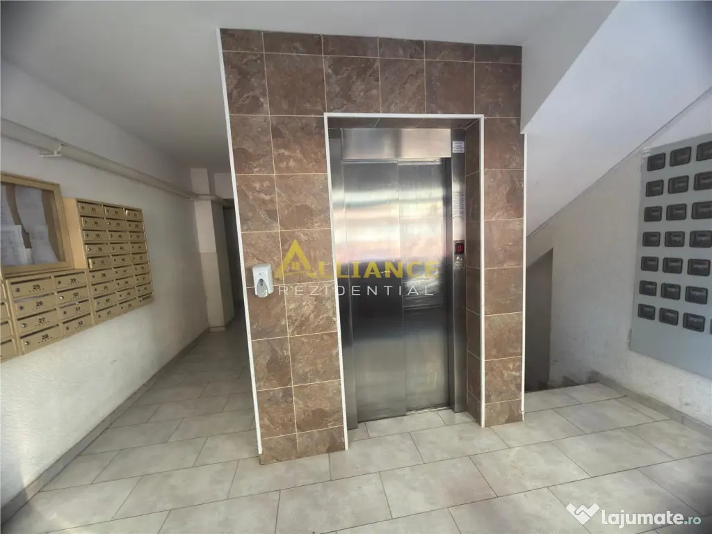 2 Camere Grand Arena Parcare etaj 1 