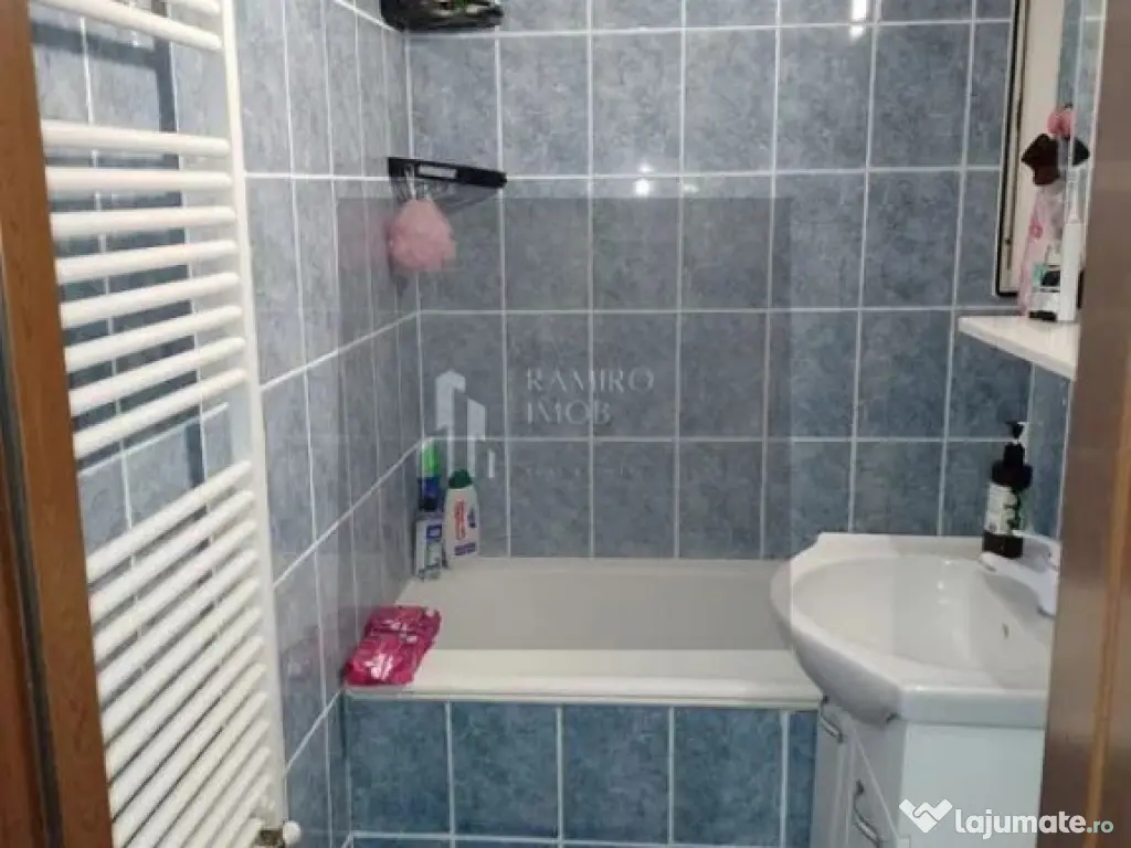 Apartament 2 camere,parter,curte,mobilat/utilat Prelungir... 