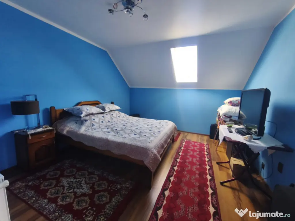 Casa multifunctionala, 420mp, 2300mp teren, Siret 