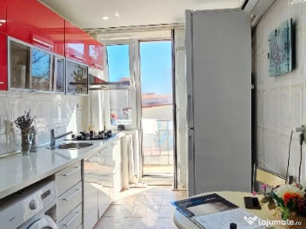 Apartament 2 camere, etaj 1, zona Biserica Catolica 