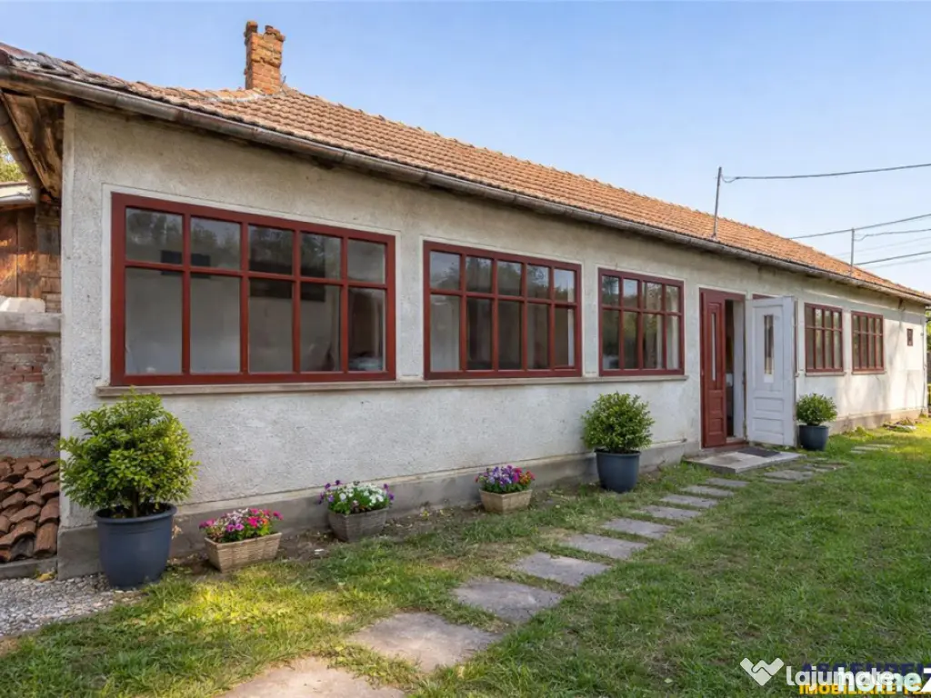 FILM! De casa traditionala, cu dependinte si facilitati, in 