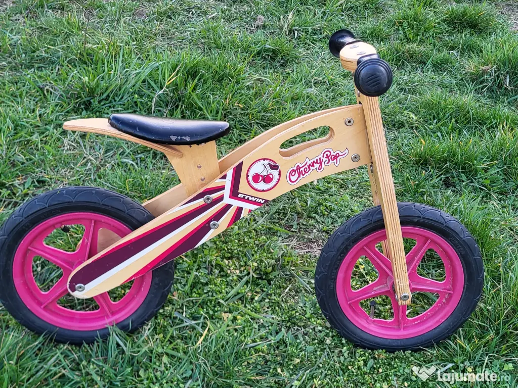 Bicicletă de echilibru din lemn pentru copii 