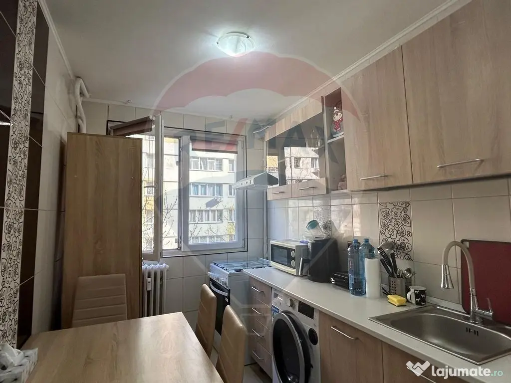 Inchiriere 2 camere semidec. Etaj 4/10 Al. Otesani Metrou 